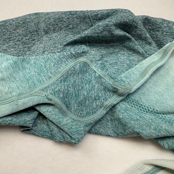 Gymshark Size L Women's Gradient Leggings - Teal and Light Gray - Picture 4 of 4